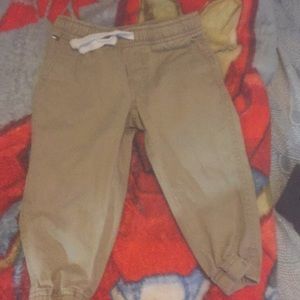 2T Tommy Hilfiger pants